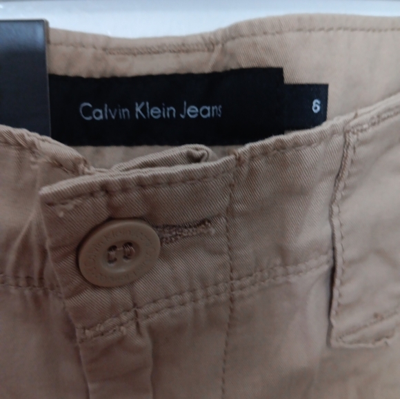 Calvin Klein Jeans Capri Pants Chino Khaki Tan 100% Cotton Womens 6 NWT 32X20" - Picture 3 of 5